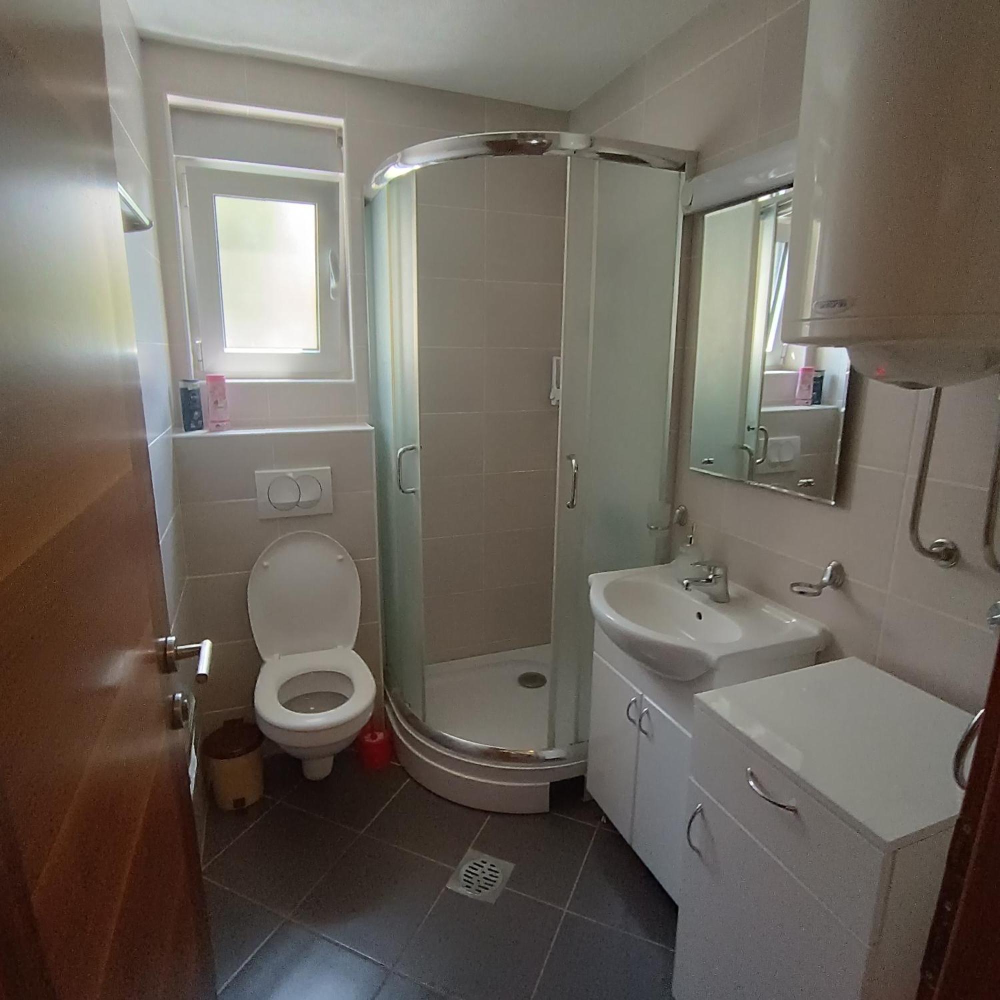 Apartments Karamarkovic วรินรัชกา บานยา ภายนอก รูปภาพ