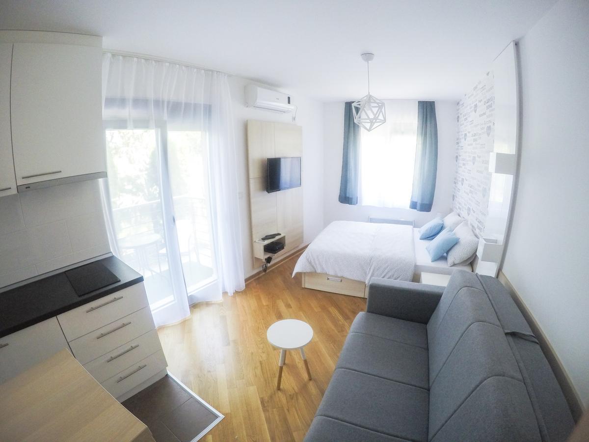 Apartments Karamarkovic วรินรัชกา บานยา ภายนอก รูปภาพ